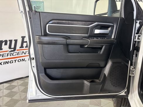 Used 2024 RAM 3500 Big Horn image 8