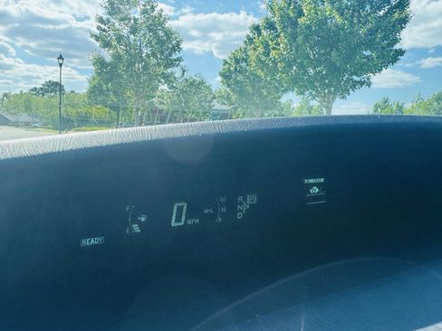 Used 2015 Toyota Prius Two FWD image 18