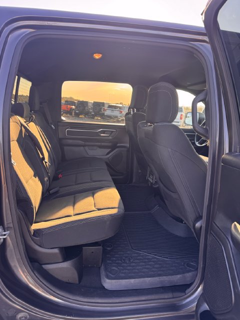 Used 2022 RAM 1500 Big Horn AWD/4WD image 37