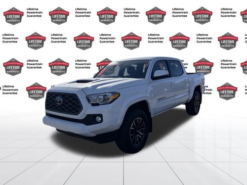 Used 2020 Toyota Tacoma TRD Sport image 1