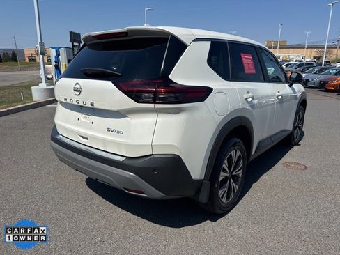 Certified 2022 Nissan Rogue SV image 5