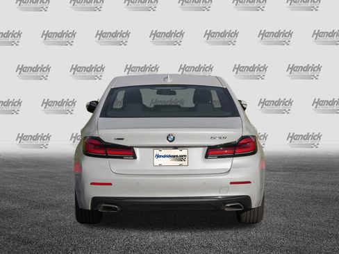 Certified 2023 BMW 530i xDrive w/ Premium Package image 7