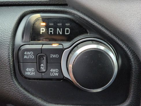 Used 2022 RAM 1500 Big Horn AWD/4WD image 27