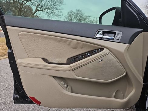 Used 2013 Kia Optima EX w/ Premium Pkg image 10