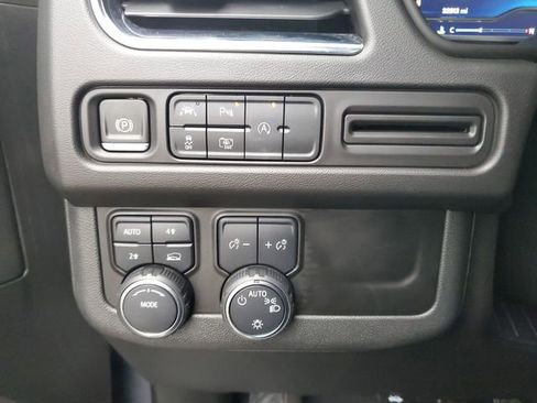 Certified 2023 Chevrolet Tahoe RST w/ RST Performance Edition image 25