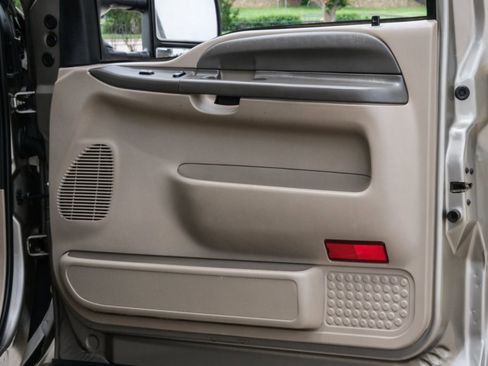 Used 2003 Ford F350 XLT RWD image 37