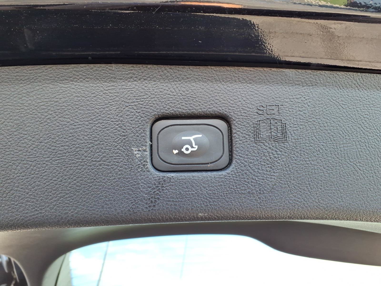 Used 2024 Ford Edge SEL w/ Convenience Package AWD/4WD image 12