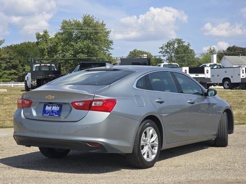 Used 2024 Chevrolet Malibu LT FWD image 14