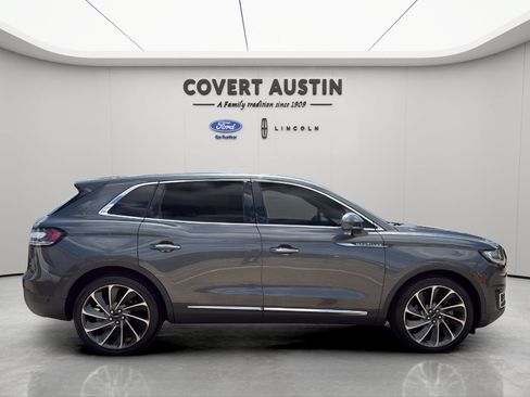 Used 2019 Lincoln Nautilus Reserve w/ Ultimate Package FWD image 6