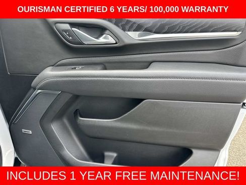 Used 2024 GMC Yukon Denali AWD/4WD image 9