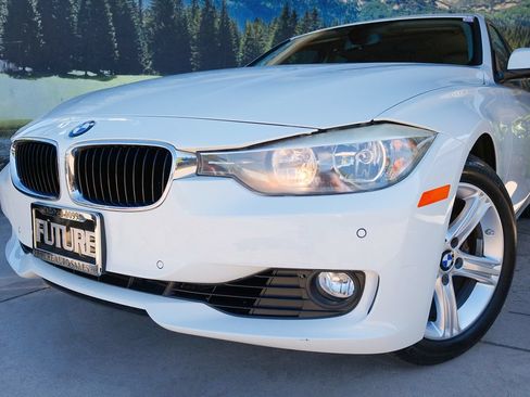 Used 2014 BMW 328i Sedan w/ Premium Package RWD image 7