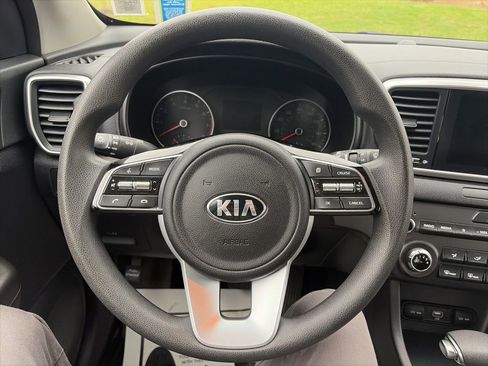 Used 2020 Kia Sportage LX FWD image 5