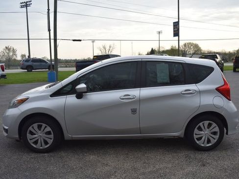 Used 2018 Nissan Versa Note SV FWD image 6