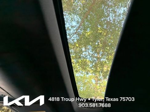 Used 2019 Chevrolet Blazer RS w/ Sun and Wheels Package AWD/4WD image 23