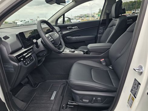 New 2026 Kia Sportage EX AWD/4WD image 16
