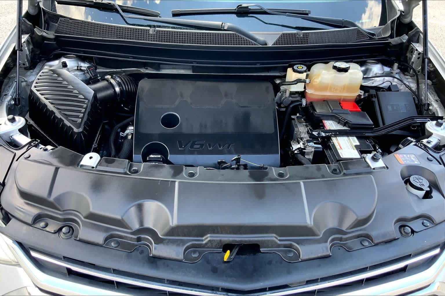 Used 2019 Chevrolet Traverse LT FWD image 31