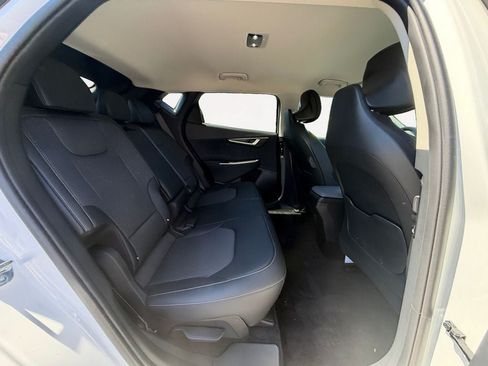 Used 2024 Kia EV6 Light AWD/4WD image 23