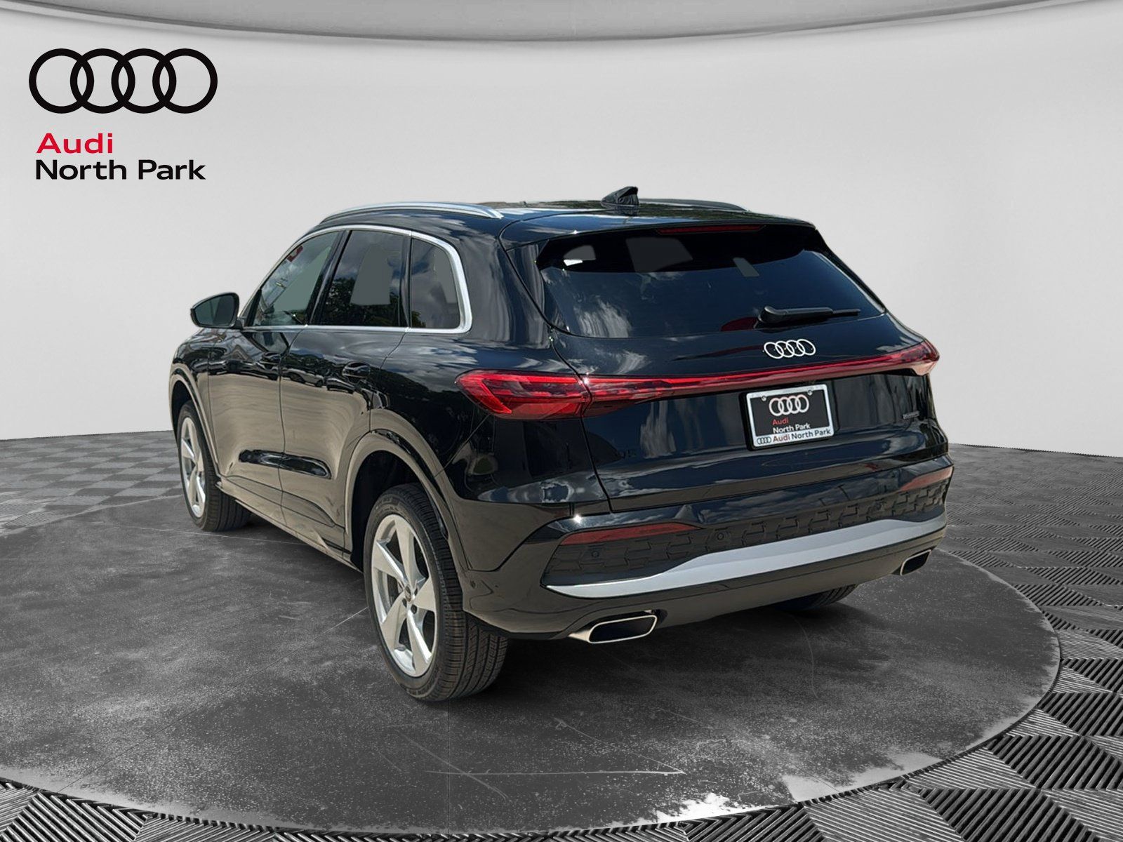 New 2026 Audi Q5 Premium AWD/4WD image 5