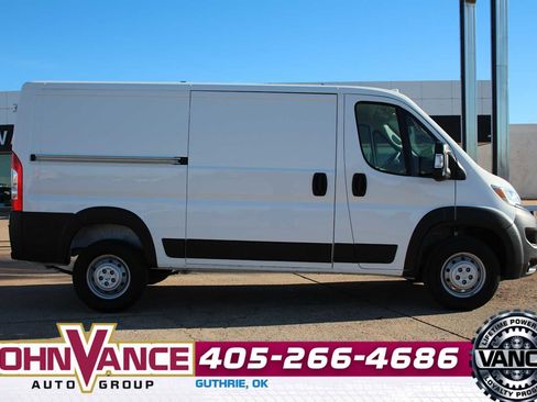 Used 2023 RAM ProMaster 1500 w/ Driver Convenience Group image 12