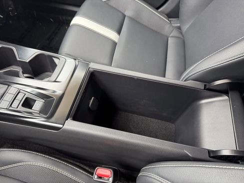 Certified 2025 Toyota Camry SE w/ Convenience Package FWD image 31