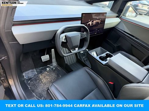 Used 2024 Tesla Cybertruck AWD Crew Cab image 30