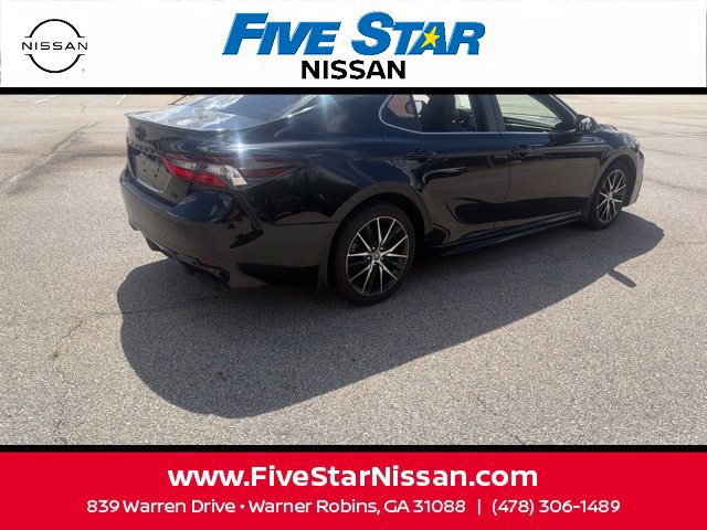 Used 2024 Toyota Camry SE FWD image 12