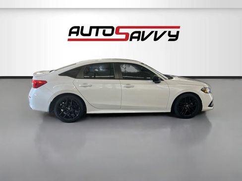 Used 2024 Honda Civic Sport image 8