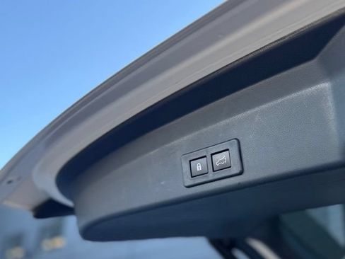 Used 2021 Subaru Ascent Limited w/ Technology Package AWD/4WD image 37
