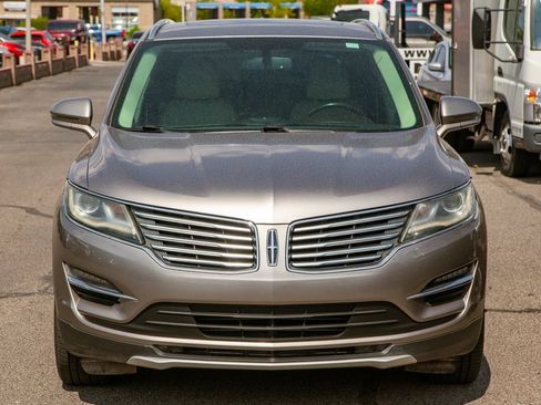Used 2018 Lincoln MKC Reserve FWD image 3