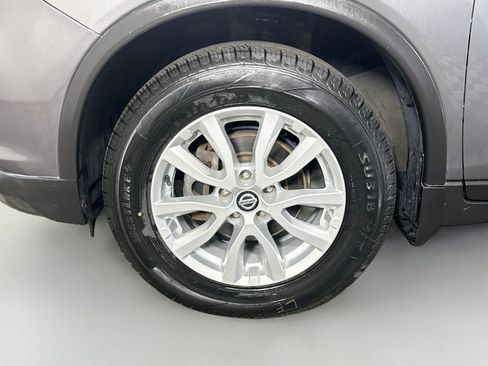 Used 2020 Nissan Rogue SV AWD/4WD image 38