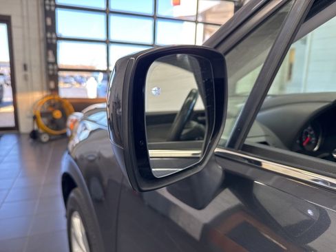 Used 2015 Subaru Forester 2.5i Limited w/ Popular Package #2 image 13