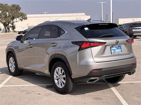 Used 2019 Lexus NX 300 FWD image 4