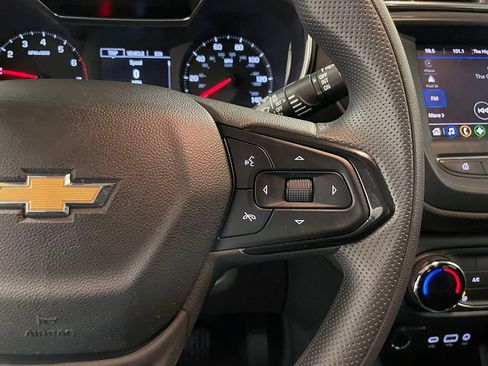 Used 2023 Chevrolet TrailBlazer LT image 33