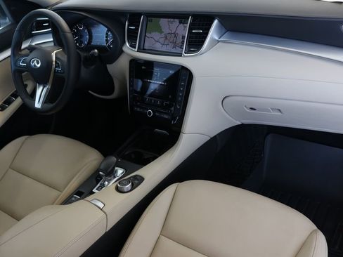 Certified 2020 INFINITI QX50 Luxe w/ Navigation Package image 32