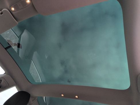 Used 2020 Tesla Model 3 Performance image 20