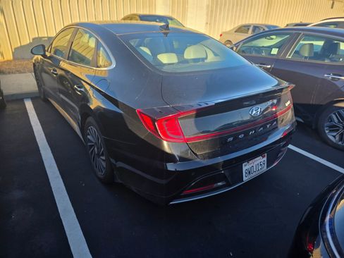 Used 2020 Hyundai Sonata Limited w/ Winter Weather Package image 4