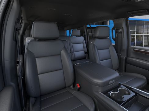 New 2026 Chevrolet Suburban LT w/ Comfort Package RWD image 16