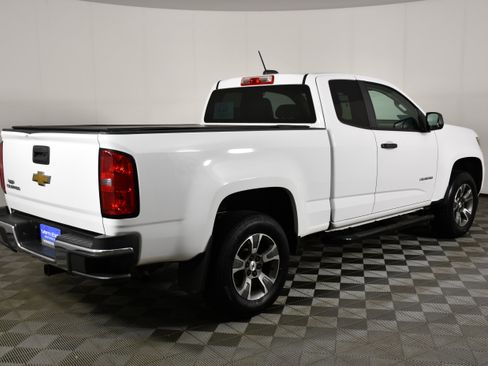 Used 2015 Chevrolet Colorado W/T RWD image 6