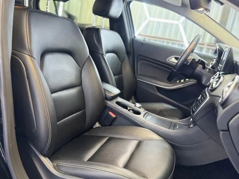 Used 2015 Mercedes-Benz GLA 250 4MATIC image 37