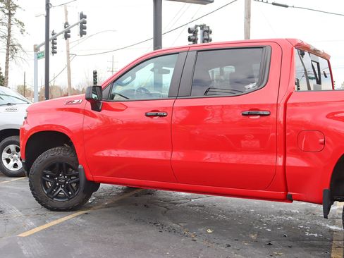 Used 2021 Chevrolet Silverado 1500 LT Trail Boss w/ Convenience Package II image 13