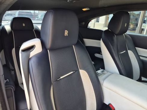 Used 2017 Rolls-Royce Wraith RWD image 15