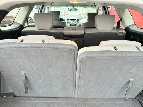 Used 2016 Hyundai Santa Fe SE FWD image 5