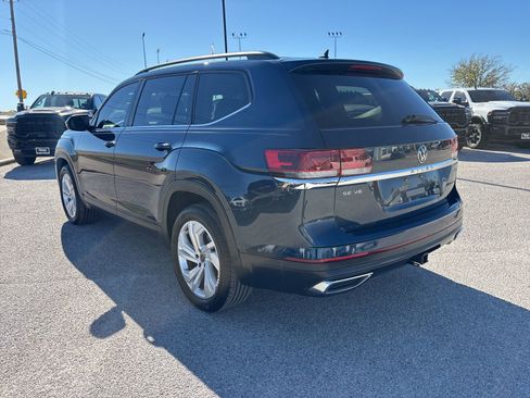 Used 2021 Volkswagen Atlas SE image 3