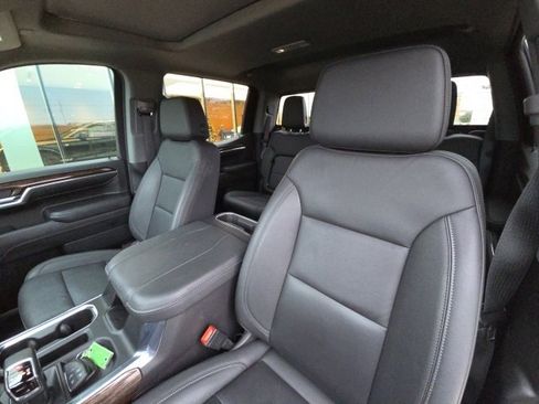 Used 2024 GMC Sierra 1500 Elevation w/ Elevation Premium Package image 14