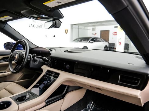 Used 2023 Porsche Taycan RWD image 17