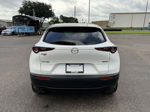 Used 2021 MAZDA CX-30 FWD 2.5 S w/ Select Package image 4
