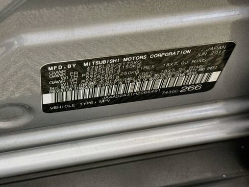 Used 2017 Mitsubishi Outlander ES FWD image 29