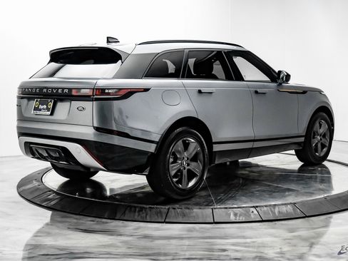 Used 2022 Land Rover Range Rover Velar R-Dynamic S image 13