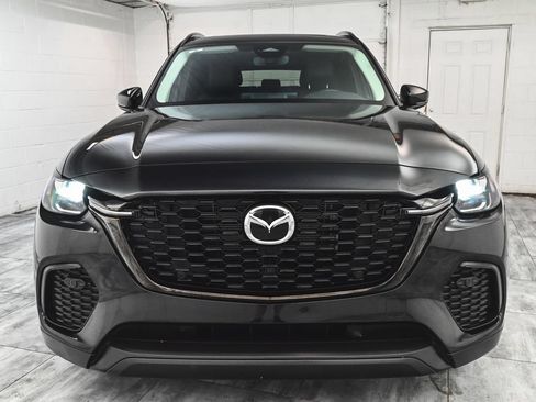 Used 2025 MAZDA CX-70 3.3 Turbo w/ Preferred Package AWD/4WD image 2