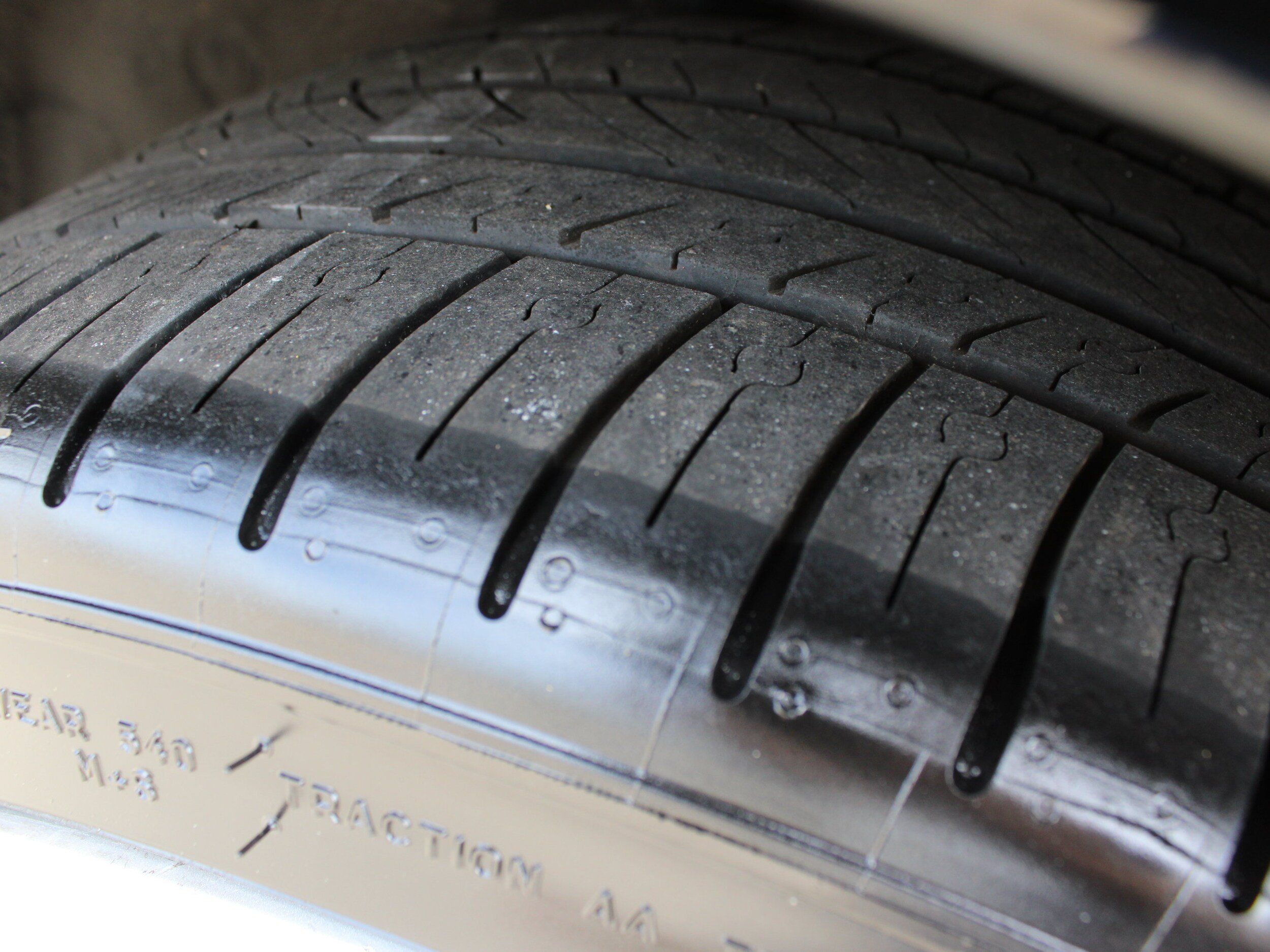 Used 2005 Chrysler Crossfire Limited RWD image 10